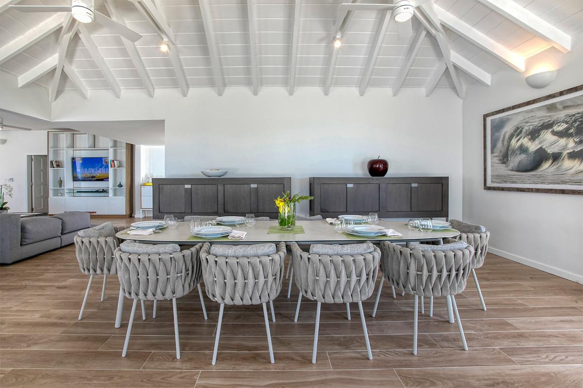 Villa rental St Martin - The dining area